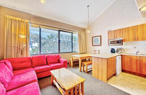 Falls Creek Apartment | Snow Ski Apartments 16