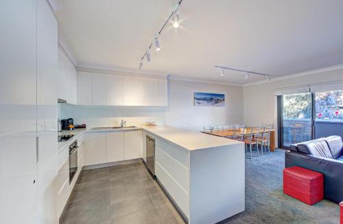 Falls Creek Apartment | Snow Ski Apartments Extra Spacious 36