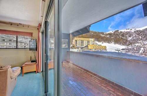 Falls Creek Apartment | Snow Ski Apartments Extra Spacious 41