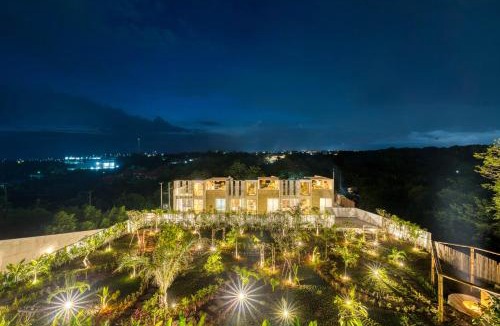 Kutuh Villa | Snow White Villas 3BR Haven Near Pandawa Beach
