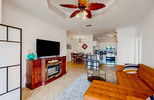 Clearwater Condo | Snowbird friendly condo with pool hot tub sauna fitness room and on site tennis