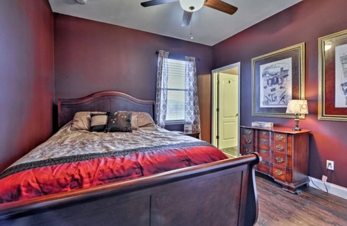 East Arlington House | Snowbird Vacation Mansion minutes from the beach!