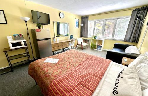 Londonderry Hotel | Snowdon Chalet Motel