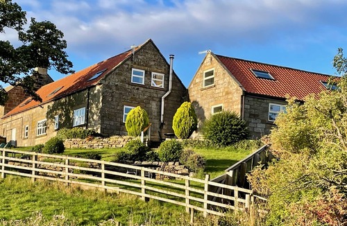 Danby Cottage | Snowdrop Cottage 1-bedroom (sleeps-2)