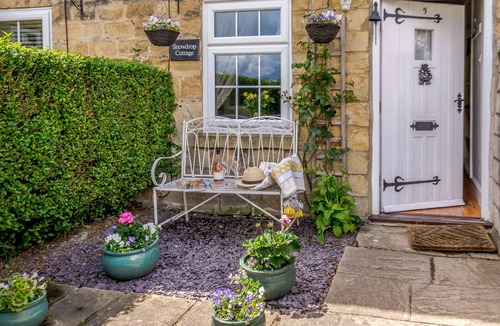Bramham Cottage | Snowdrop Cottage