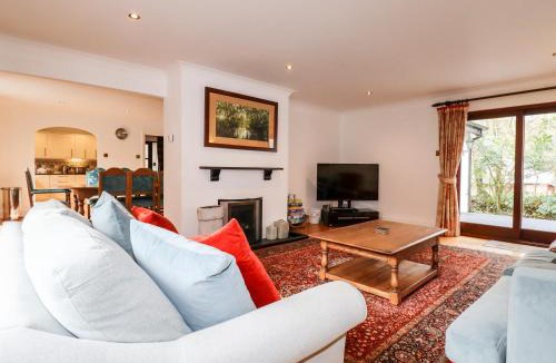 St Wenn House | Snowdrop