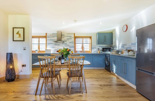 Challock Cottage | Snowdrop Lodge -UK32959