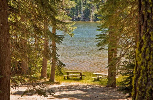 Emigrant Gap Cabin | Snowflower RV Resort