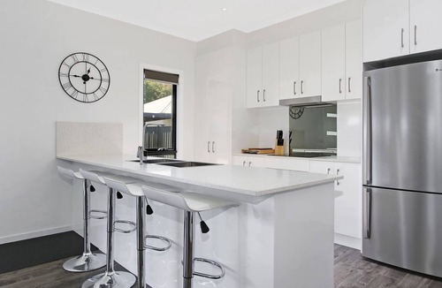 Bright House | Snowgum Bright Retreat - 2