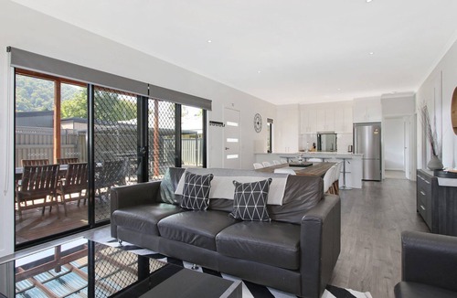 Bright House | Snowgum Bright Retreat - 2