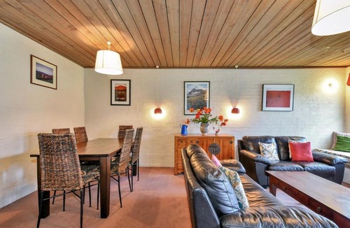 Dinner Plain Apartment | Snowgums 06