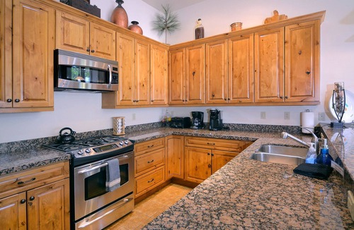 Mount Crested Butte House | Snowmass Villa, Walk to slopes, Hot tub!