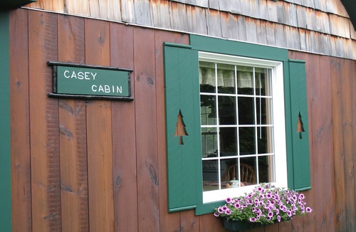 Pittsburg Cabin | Snowmobile & ATV Trail Access