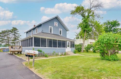Mound Apartment | Snowmobile Trail On-Site Lakefront Mound Apt!