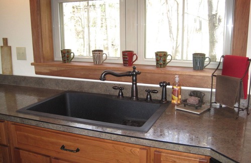 Belfort House | SNOWMOBILERS WELCOME - right on C8 trail, trailer parking available.