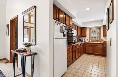 Great Valley Condo | SnowPine Village Townhouse, Sleeps 10, A/C