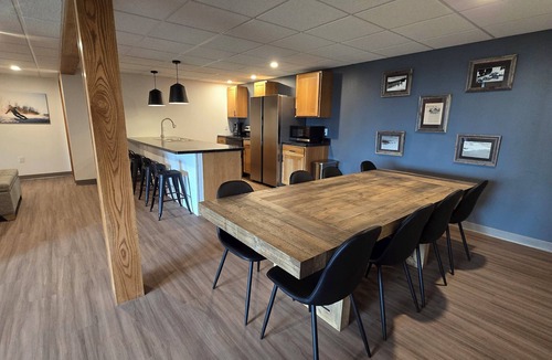 Wakefield Hotel | Snowriver Mountain Resort