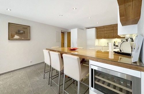 Lens Apartment | Snowstar-Next to ski lift and golf-Crans Montana