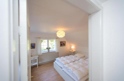 Borre House | Snowwhites House