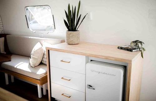 Corbyville House | Snug Airstream for Weekend Getaways from Toronto