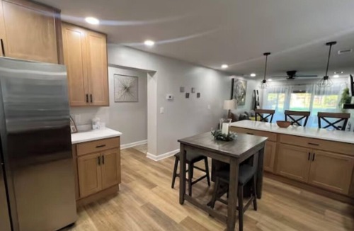 Howland Corners House | Snug As a Bug- 2Bedroom 2Bath
