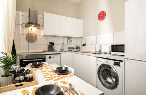 Pimlico Apartment | Snug City Studio Comfortable and in pristine condition