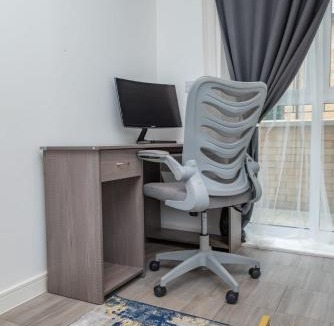 Swanscombe Apartment | Snug Haven