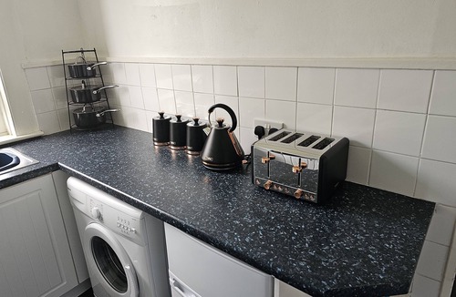 Helensburgh Apartment | Snug - Meadhan Apartment