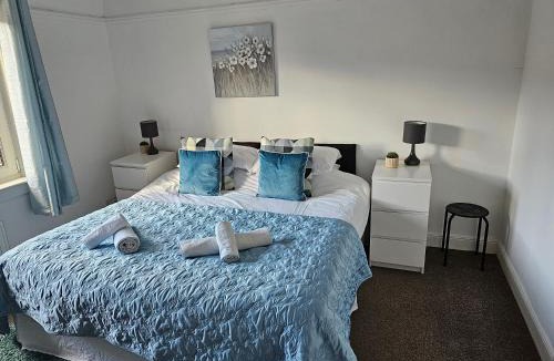 Helensburgh Apartment | Snug - Meadhan Apartment