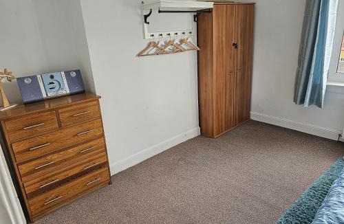 Helensburgh Apartment | Snug - Meadhan Apartment
