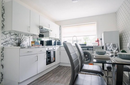 West Calder House | Snug Modern Home in West Calder