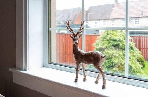 Airth House | Snug Modern Home in Airth