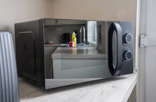 Bathgate House | Snug Modern Home in Bathgate