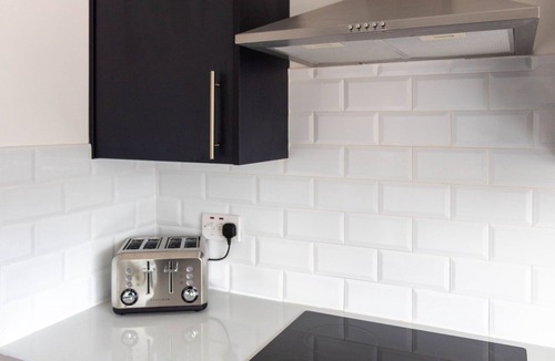 Blantyre House | Snug Modern Home in Blantyre