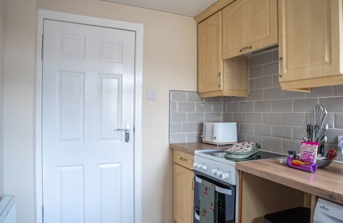 Whitburn House | Snug Modern Home in Whitburn