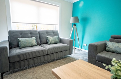 Whitburn House | Snug Modern Home in Whitburn