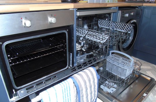 Helensburgh Apartment | Snug - Sealladh Mara Apartment