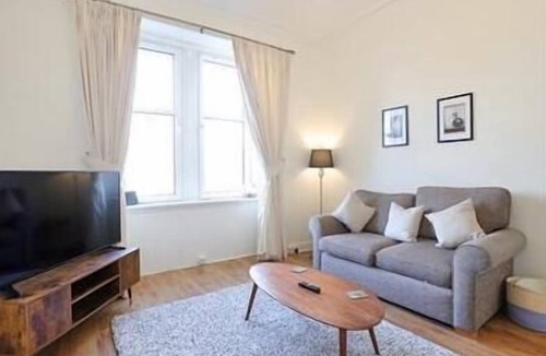 Helensburgh Apartment | Snug - Tearlag Apartment
