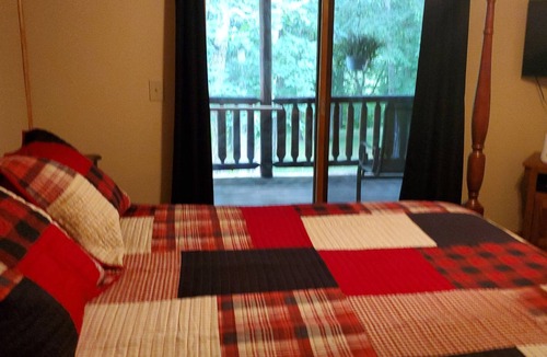 Newport Bed & Breakfast | Snyder's Knob Bed and Breakfast