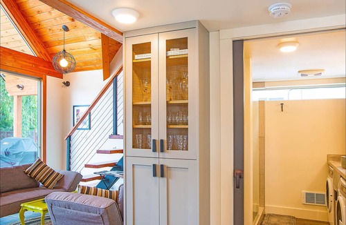 Oroville House | So close to the water!