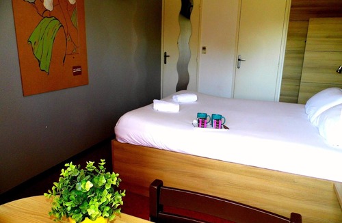 La Creche Hotel | SO'LODGE Hôtel Niort A83