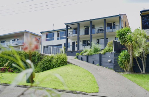 Fishing Point House | So Sweet Home with Water View