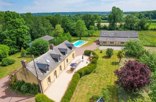 Echauffour Villa | So Villa Poteaux (61) - Heated pool - Foot - 2h Paris - 30p.