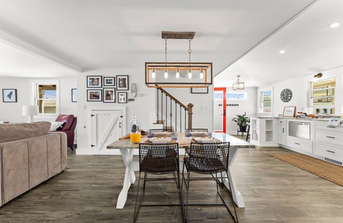 Scituate House | Soak in the Hot Tub! Water Views and Ocean Scent!