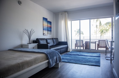 South Pointe Apartment | SoBe 12th and Ocean Studio - Balcony Views