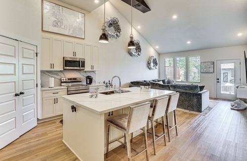 Raymore House | Soccer Fans Welcome! Luxe Raymore Escape w/Patio
