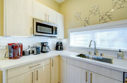 Federal Way House | Soccer Lovers Welcome: Seattle Area Home w/Views