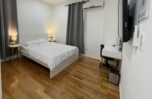 Bella Vista House | Society Hill / Roku 4k Streaming