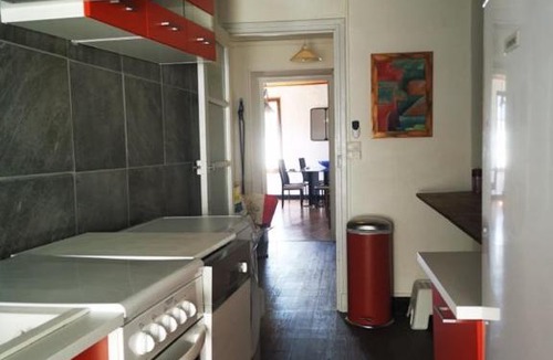 Saint-Jean-du-Bruel Apartment | Soda