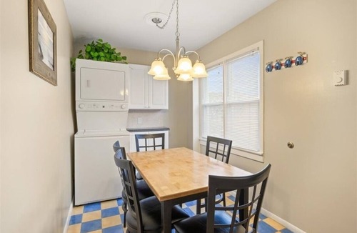 Sodus Point Cottage | Sodus Bay View Bungalow
